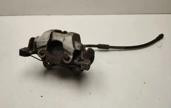 Mercedes-Benz E W212 Rear brake caliper A2124230181