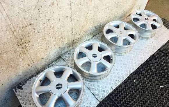 Mini One - Cooper Clubman R55 R15 alloy rim 6769406 6769405
