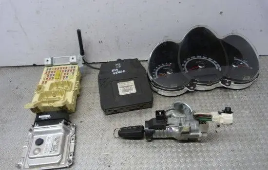 KIA Venga Other control units/modules 391032B590 391182B270 9001090386KF