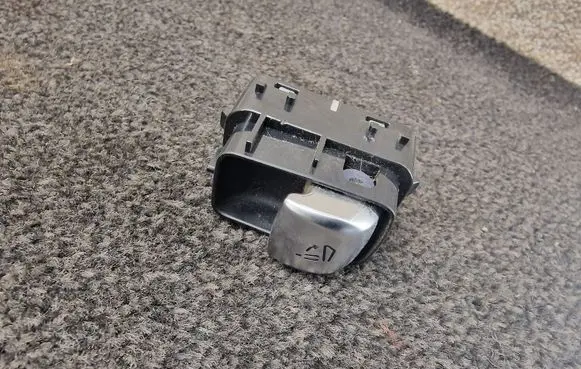 Mercedes-Benz GLC X253 C253 Seat control switch A2059058404