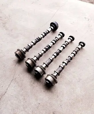 Dodge RAM Camshaft 05184369AG 05184370AH