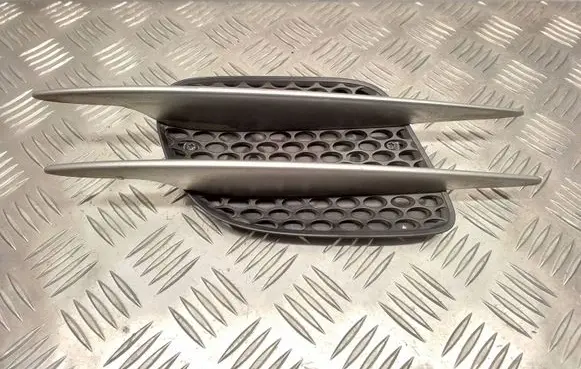 Mercedes-Benz SL R230 Fender grill A2306900136