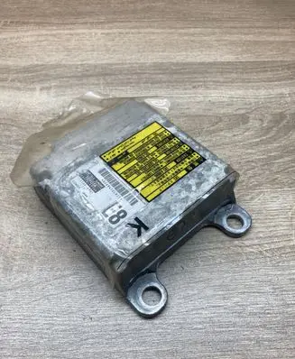 Toyota Prius (XW20) Airbag control unit/module 8917047380 1523006941