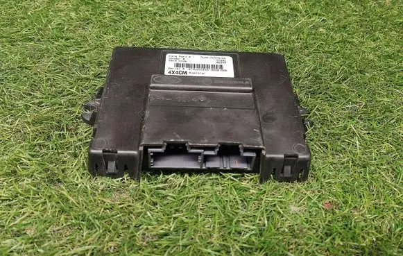 Ford Explorer Transfer box differential control unit 7L247H473CA