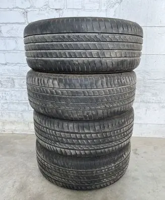 Toyota Avensis T270 R17 summer tire 22555R17