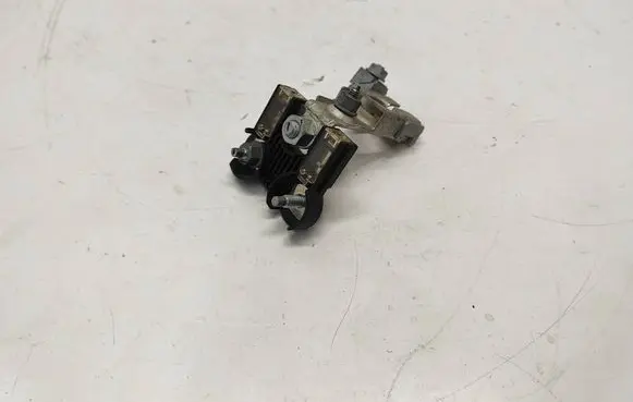 Ford Fusion II Positive cable (battery) 6817908