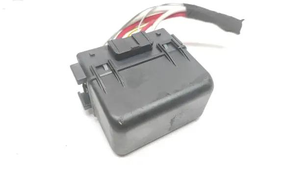 Renault Espace V (RFC) Other relay 8200587121 V23136J4X60
