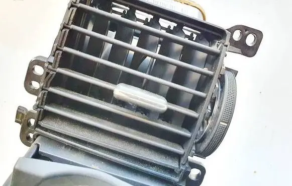 Toyota Auris 150 Dash center air vent grill 