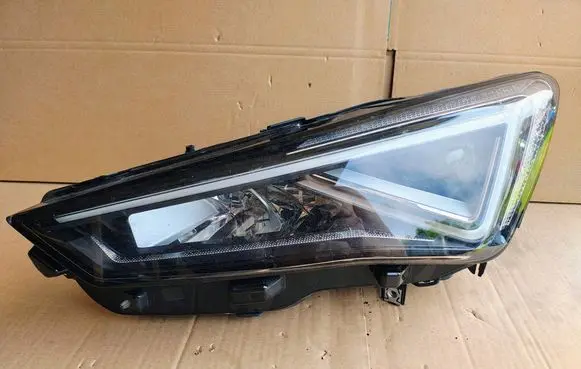 Seat Tarraco Headlight/headlamp 5FJ941007J