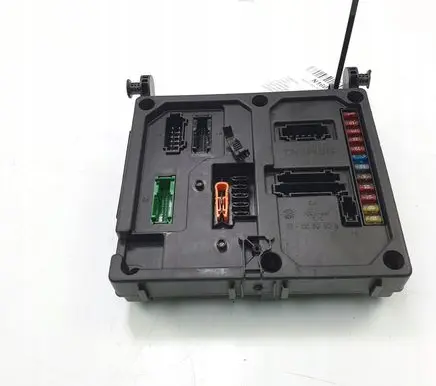 Volkswagen Sharan Fuse box set