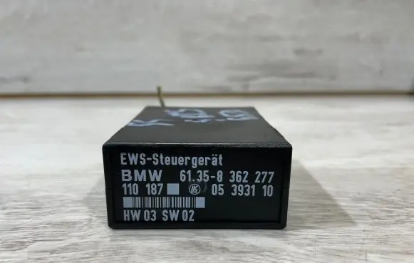 BMW 5 E39 Immobilizer control unit/module 61358362277 05393110 110187