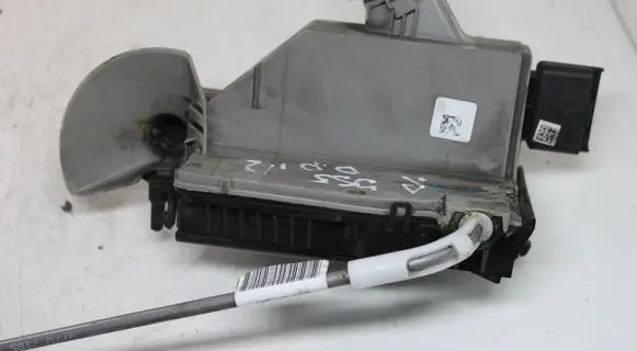 Citroen DS5 Front door lock