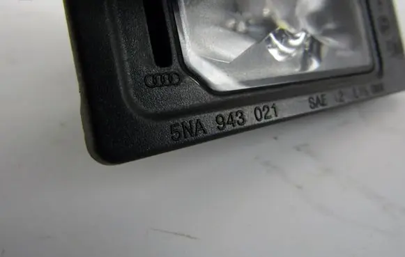 Seat Arona Number plate light 5NA943021