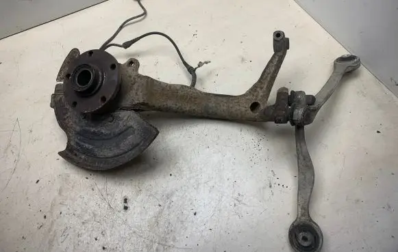 Audi A6 S6 C5 4B Front wheel hub spindle knuckle 8D0407258AE