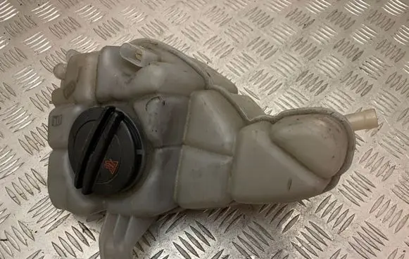 Audi A8 S8 D4 4H Coolant expansion tank/reservoir cap 4H0121408H