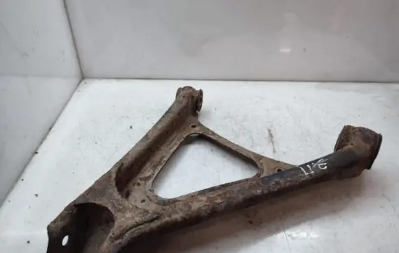 Audi Q7 4L Rear control arm