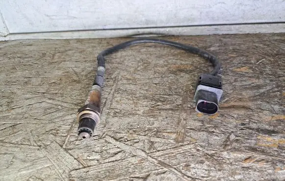 Opel Corsa D Lambda probe sensor 55564978 0281004129