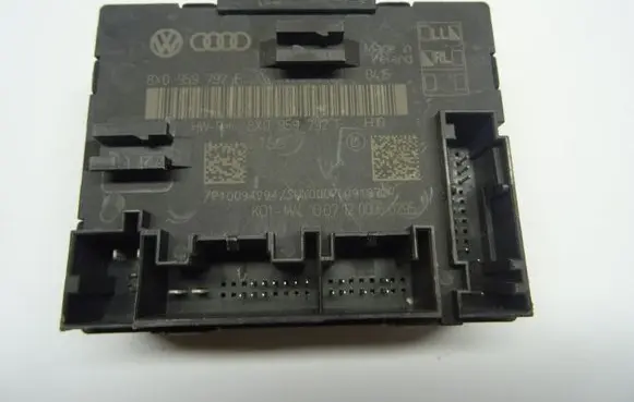 Audi A1 Door control unit/module 8X0959792F