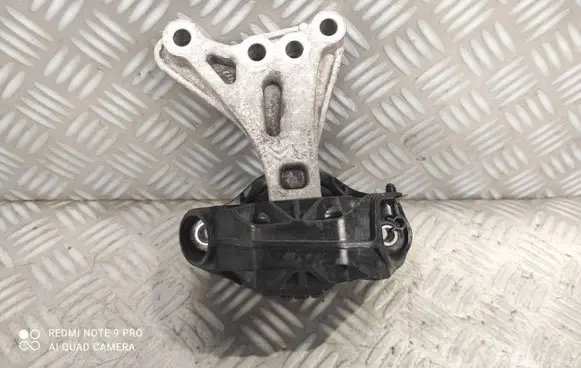 Citroen C3 Engine mount bracket 9676780580