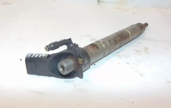 Mercedes-Benz ML W164 Fuel injector A6290700287