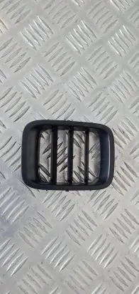 Suzuki Jimny Bonnet/hood grill 