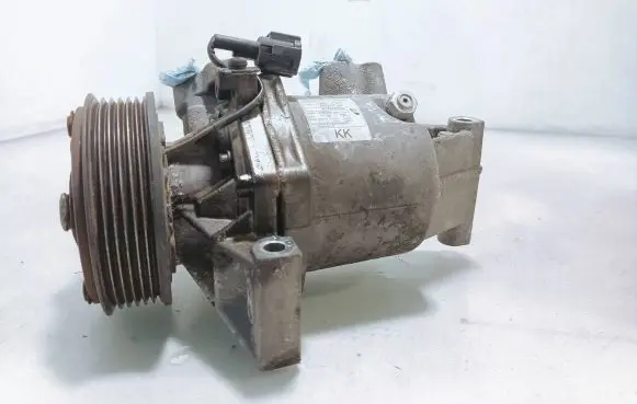 Nissan Juke I F15 Air conditioning (A/C) compressor (pump) 926003PU6A B170700504