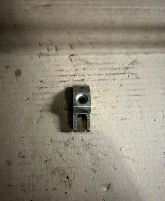 Fiat Doblo Fuel Injector clamp holder 