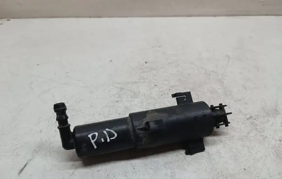 BMW 3 E90 E91 Headlight washer spray nozzle 7179311