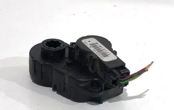 Renault Kadjar Air flap motor/actuator T37221B
