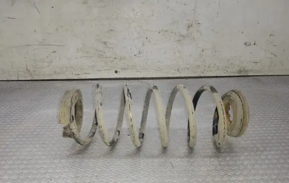 Mitsubishi Colt Rear coil spring