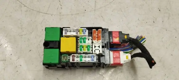 Opel Grandland X Fuse box set 9665492680 87635e