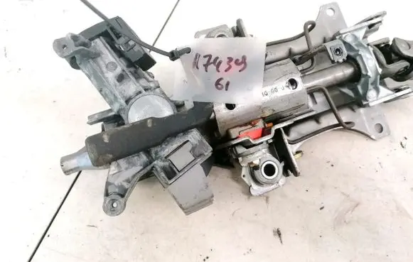 Ford Focus Steering wheel axle