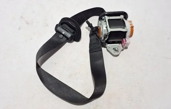 Mercedes-Benz GLA H247 Front seatbelt A2478609103