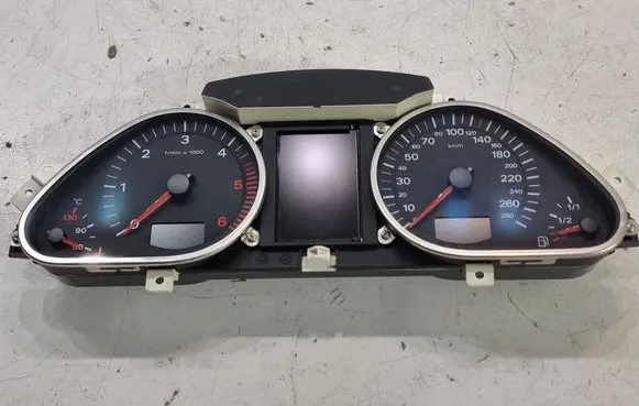 Audi A6 S6 C6 4F Speedometer (instrument cluster) 4F0920900S