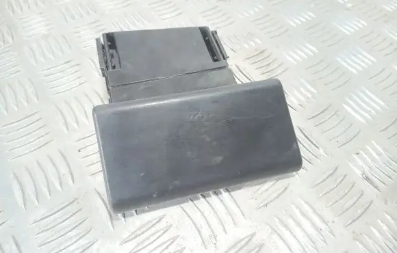 Ashtray (front)