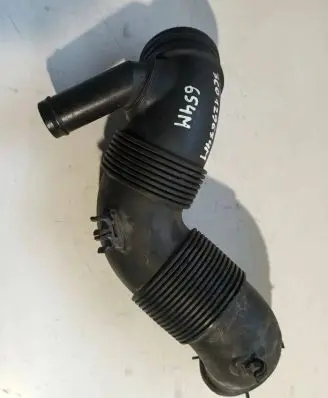 Audi A3 S3 8L Air intake hose/pipe 3C0129654M 6S4M