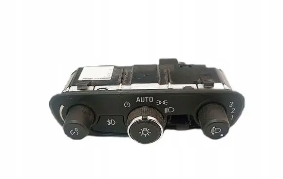 Opel Mokka X A set of switches 