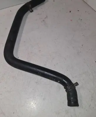 Engine coolant pipe/hose