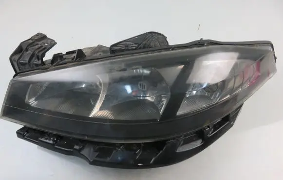 Renault Laguna II Headlight/headlamp 7701061670