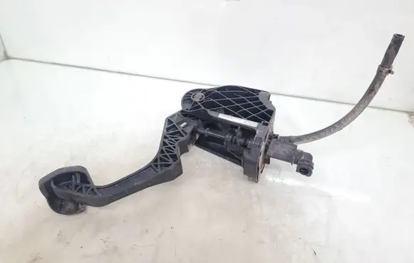 Volkswagen Touran I Clutch pedal 1T1721059AL 20062003 140898373