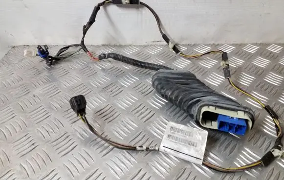 Jeep Cherokee III KJ Rear door wiring loom 56050615AC