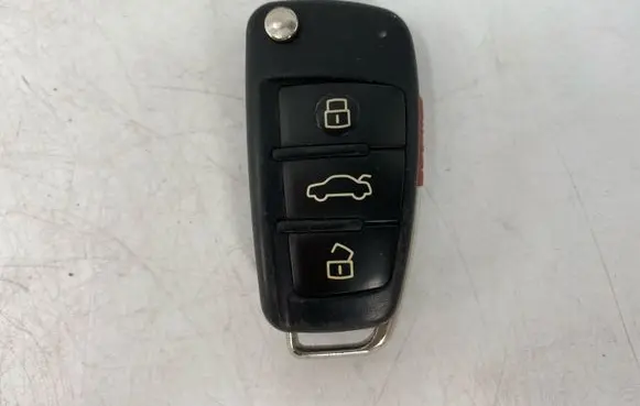 Audi A3 S3 8V Ignition key/card 8V0837220E