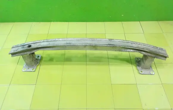 Renault Megane III Front bumper support beam PRZOD XP80
