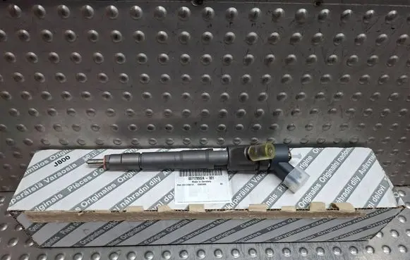 Fuel injector