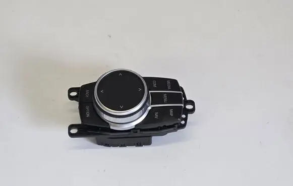 BMW 5 G30 G31 G38 Head unit multimedia control 5A14E64