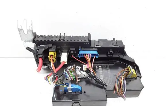 Mercedes-Benz E W212 SAM control unit 2129004901 5DK00962049 2129015001