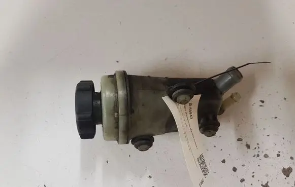 Ford Focus Power steering fluid tank/reservoir 98AG3R700