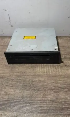 Audi A4 S4 B7 8E 8H Navigation unit CD/DVD player BE6333