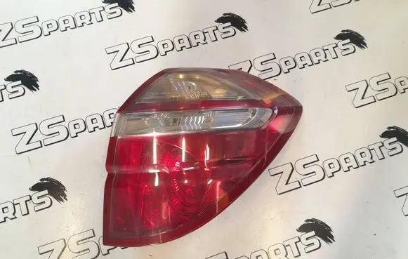 Subaru Outback Rear/tail lights 22020952