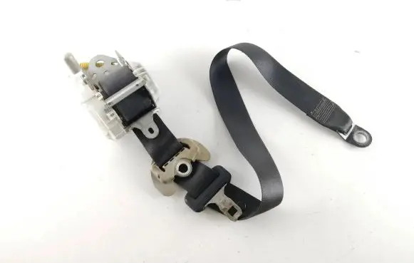 Toyota Tundra II Front seatbelt A4193P 0668659